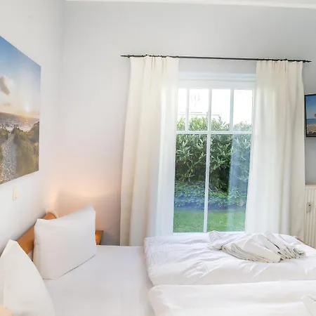 Appartementhaus Strandstrasse 32 3